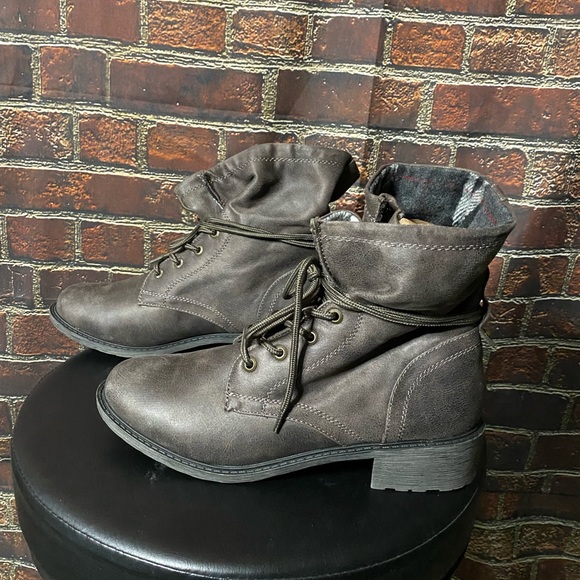 Mudd Brown Combat-Style Boots Sz 8.5 - Picture 5 of 9